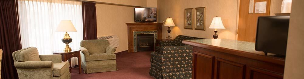Crossroads Hotel And Huron Event Center エクステリア 写真